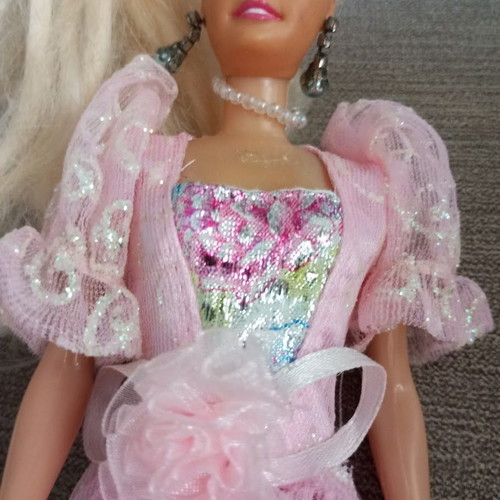 Barbie doll Mattel Bridal Barbie in pink lace wedding dress, like new