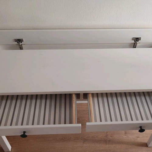 IKEA Hemnes desk white like new with 2 drawers 120×47 cm