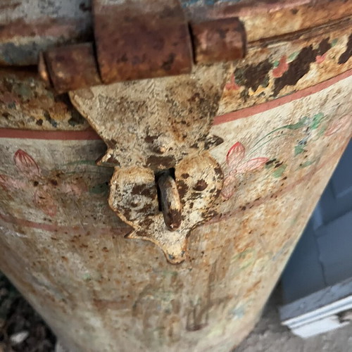 Metal canister with natural patina