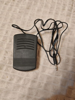 Pedal with 3.5 mm Jack New, Universal Use