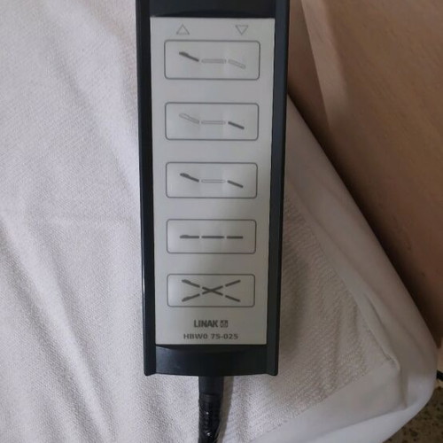 Single hospital bed like new with remote control and 4 motors