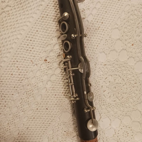 Traditional clarinet in C used with Vandoren B45 mouthpiece