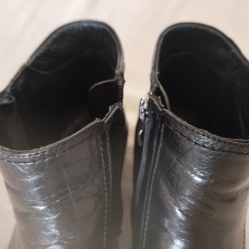 Box Shoes Mens Black Leather Chelsea Boots Size 43 Like New