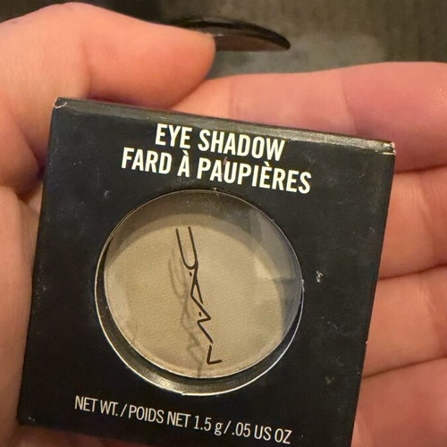 Mac Eye Shadow Gutter Gal Matte new