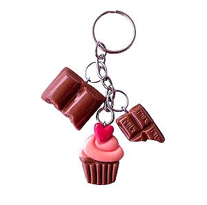 Μπρελόκ ασημένιο cupcake με σοκολάτες με πολυμερικό πηλό