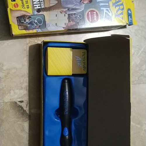 Pictionary Air used with box wear functional with cards