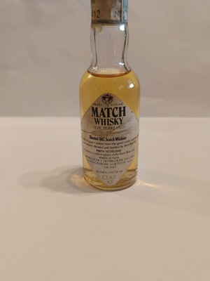 Match Whisky 5 years 50ml miniature like new