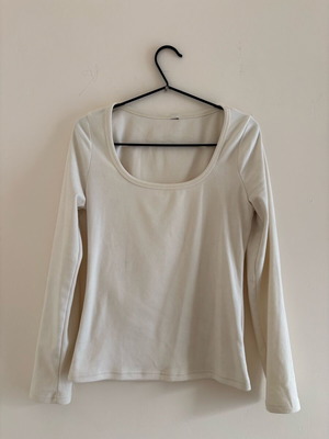 White long sleeve shirt used, warm fleece-like fabric