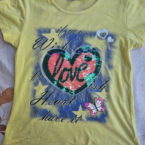 Children's short-sleeve t-shirt used, yellow, size 10 years girl