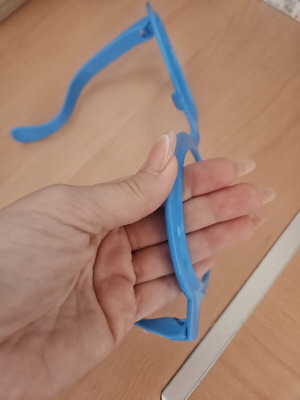 Plastic glasses used without lenses, large