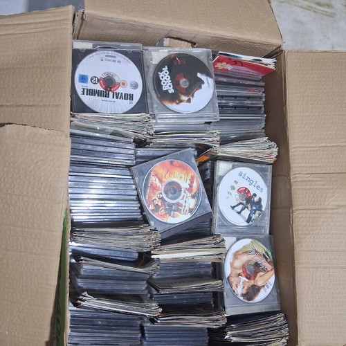 Collection of 300 DVDs without covers, various movie genres