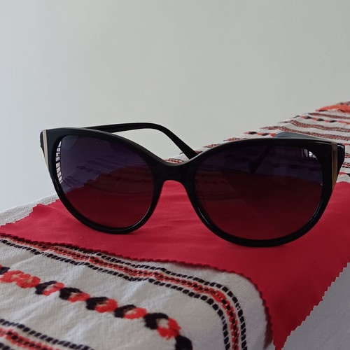 Escape Eyewear women's sunglasses cat-eye black with UV400 protection new