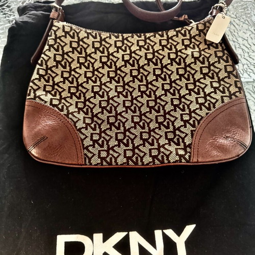 DKNY bag like new, brown