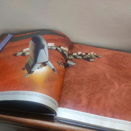 Spacefarers book like new, Time Life 1990