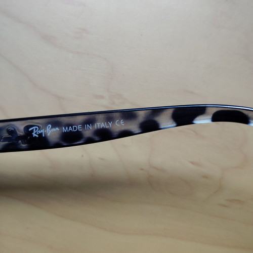 Ray Ban sunglasses new, black and gray color