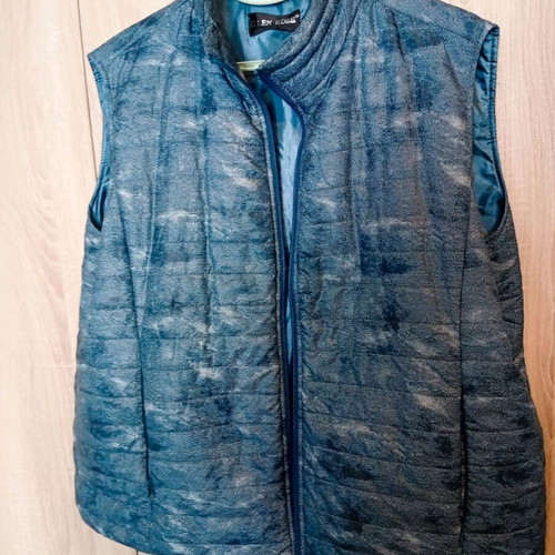 Celestino women's sleeveless jacket like new, blue, XL
