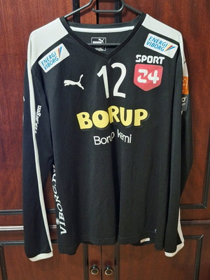Viborg HK goalkeeper jersey used with autograph of Rikke Poulsen size L