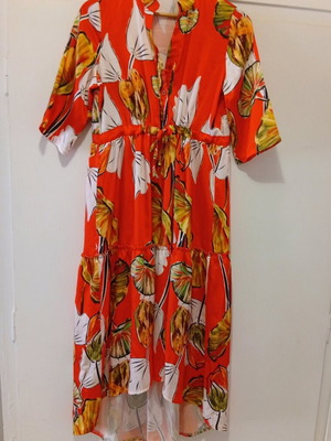 Σατέν φόρεμα σαν καινούριο με κορδόνι και ασύμμετρο τελείωμα