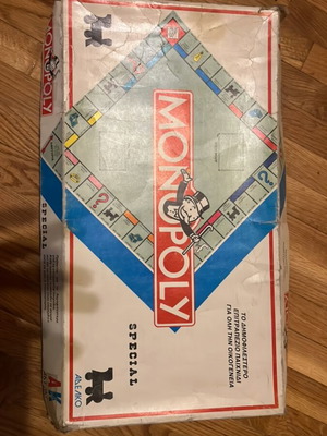 Monopoly Special board game used with drachmas and extra banknotes