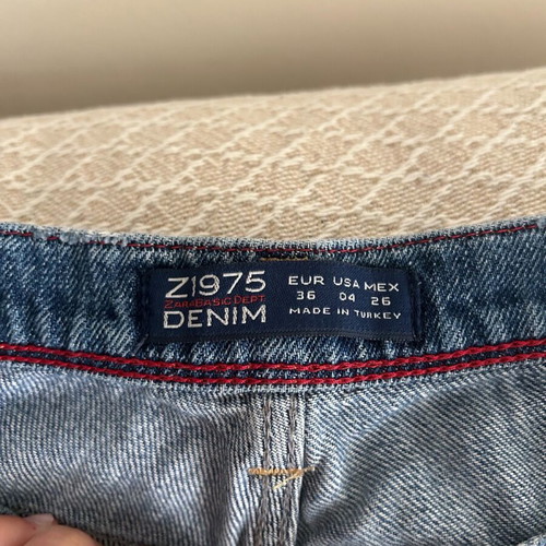 Zara jeans used with rips, comfortable fit, set of 2
