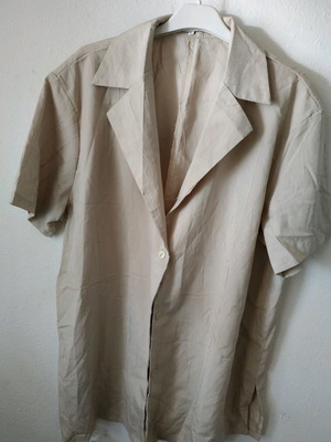Women's beige shirt new, size XL