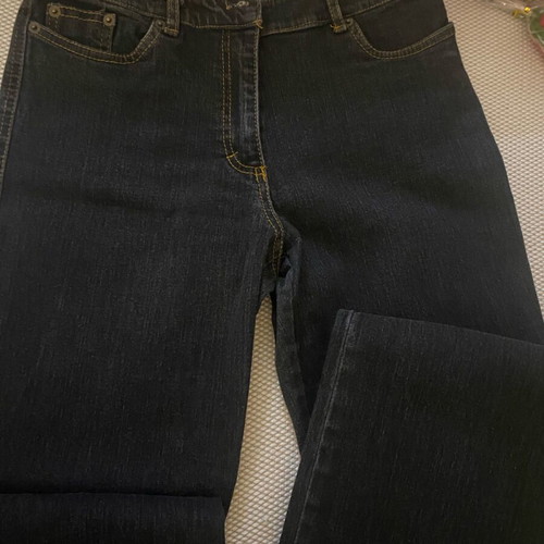 KINO dark blue jeans like new with slight flare