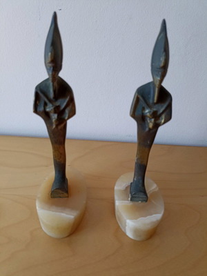 Винтидж бронзови египетски статуетки комплект от 2 употребявани върху оникс