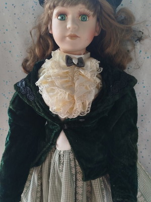 Porcelain doll tall with flaws, used, 70 cm