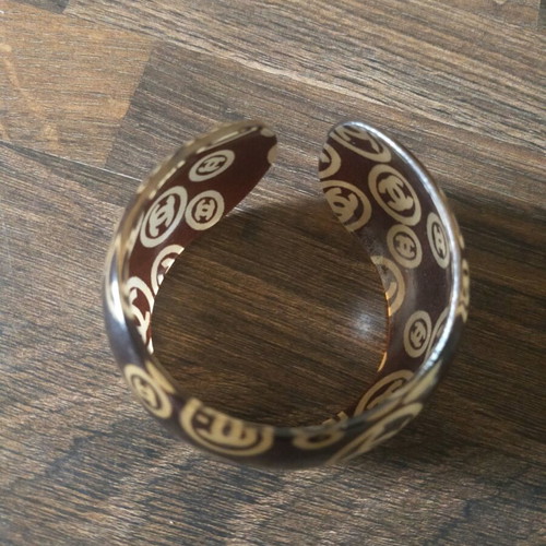 Brown bracelet used