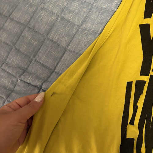 Women's blouses pack of 2 Large and Extra Large like new, black and yellow