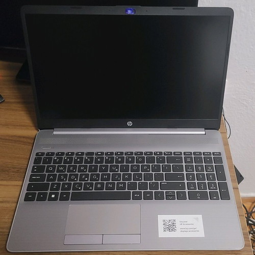 HP 255 G8 15.6" FHD laptop like new with AMD Athlon, 16GB RAM, 256GB SSD, Greek keyboard, no OS