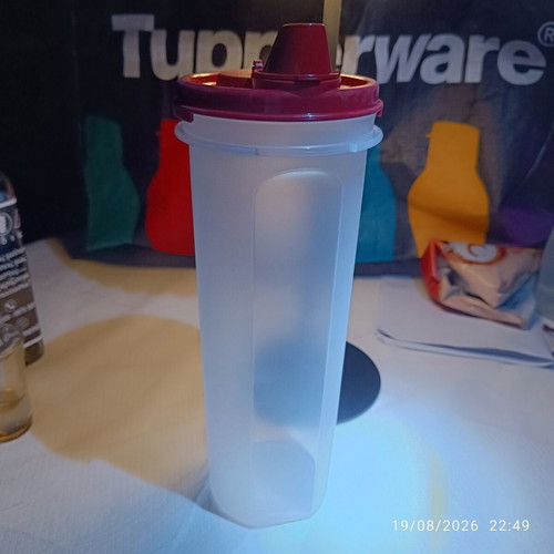 Tupperware Roi oil container 890ml