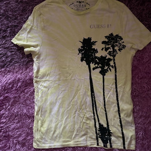 Guess men's short-sleeve shirt used, size M