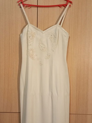 Evening dress used, size M, white with embroidered beads