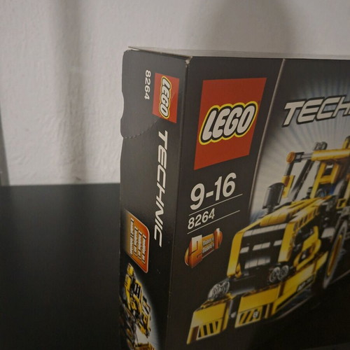 Lego Technic 8264 Hauler new rare collectible set 2009