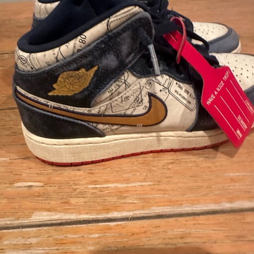 Jordan 1  MID SE