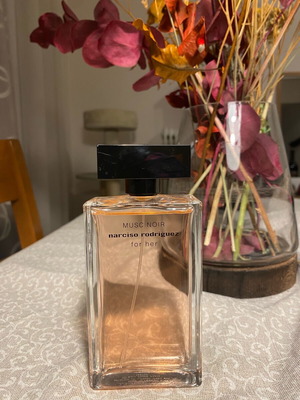 Musc Noir Narciso Rodriguez for Her 100ml new, unused