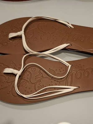 Reef flip flops size 41 new, made in USA