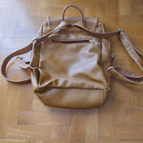 Travel bag like new, shoulder and handle use
