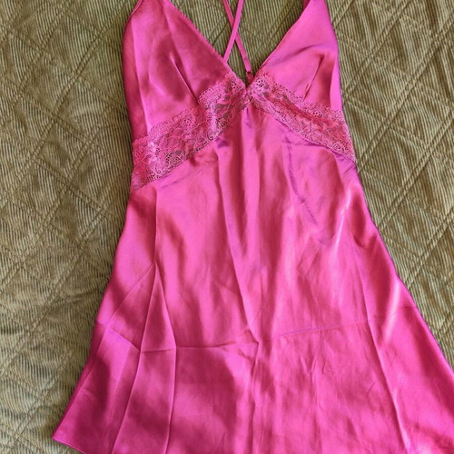 Hunkemöller satin and lace nightdress like new, pink, size M