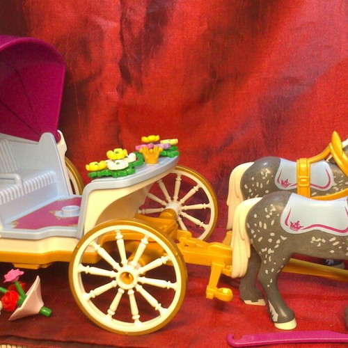 Playmobil 70449 Carriage like new with some missing parts