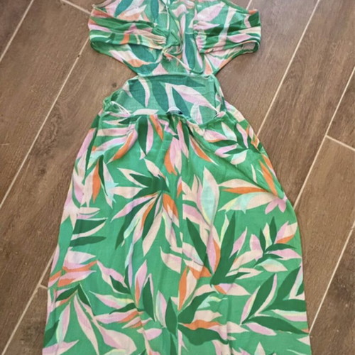 Maxi dress Stradivarius like new, colorful green, back tie