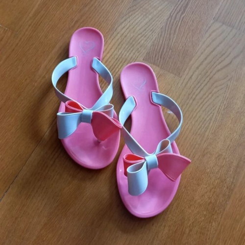 Axel flip-flops like new, size 36-37, coral with double bow