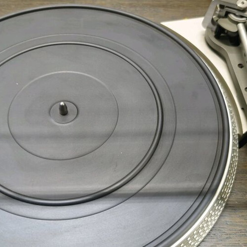 Dual CS130S turntable used with manual operation