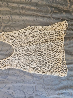 Summer top with beads size small like new