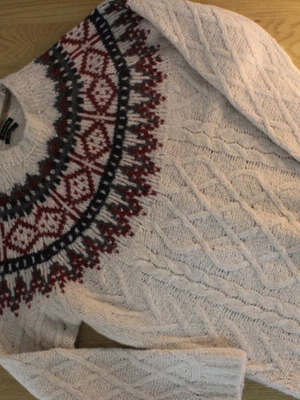 Massimo Dutti Limited Edition Sweater No. Large like new, beige