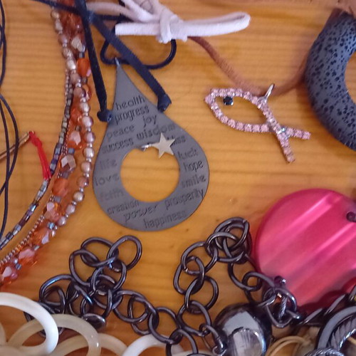 Necklaces pack of 14 like new