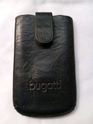 Bugatti leather mobile phone case like new for phones with buttons