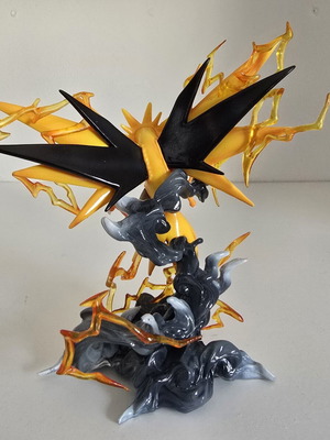 Zapdos Pokemon statue figure 15cm
