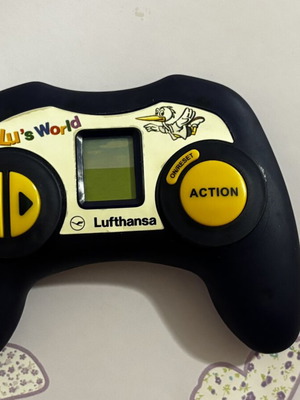 LCD Spiel Game Lufthansa Airline детска видео игра Lu's World като нова